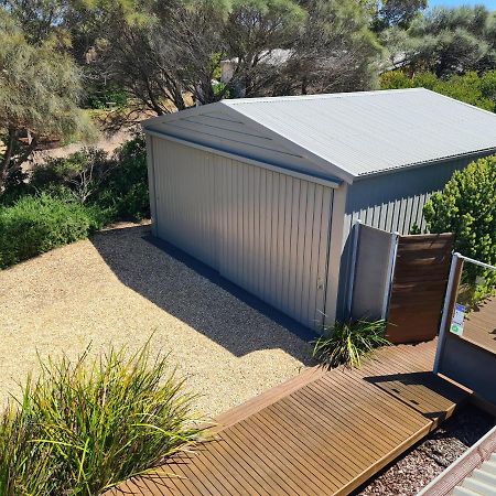 Coorong Waterfront Retreat Vila Meningie Exterior foto