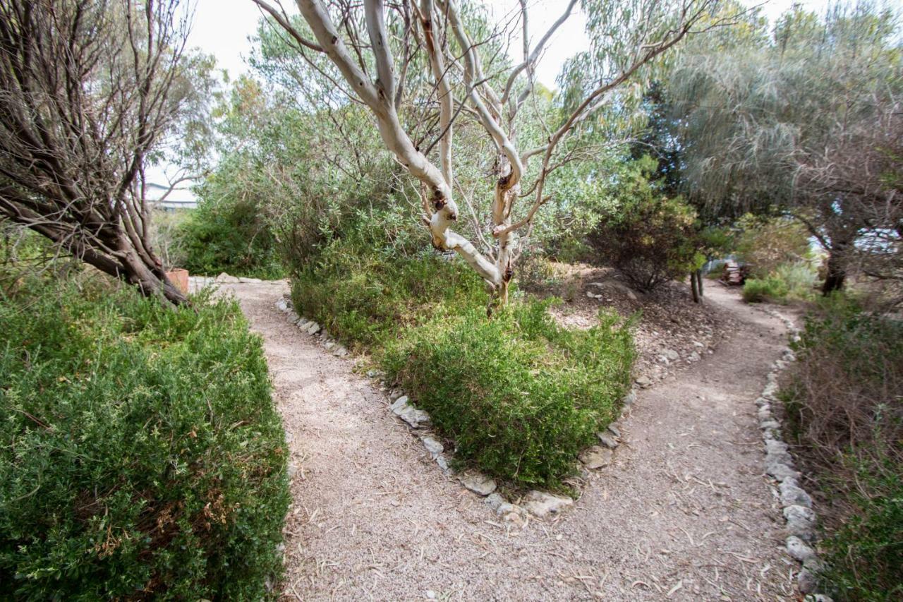 Coorong Waterfront Retreat Vila Meningie Exterior foto